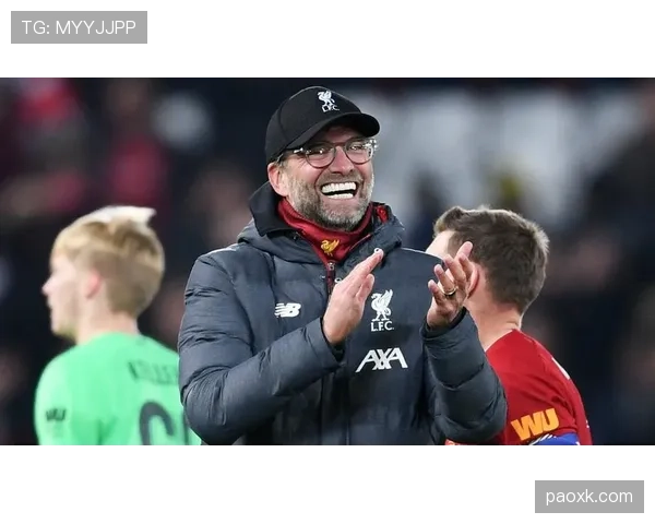 克洛普的高位逼抢与快速转换体系如何融合团队激情与战术纪律